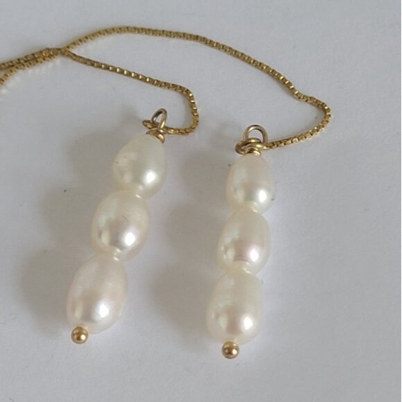 Gorgeous Boho Elegant Gold Plated Pearl Row Cluster Threader Drop Earrings - Picture 6 of 10